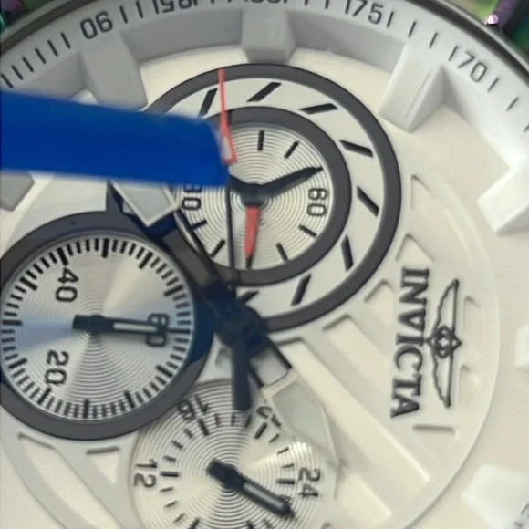 Invicta Bolt Men's Watch 52mm White Iridescent Pre loved needs battery 🪫
